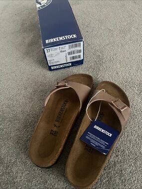 Birkenstock Madrid Leather Slide Sandals in Metallic Copper